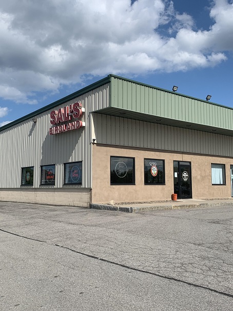 Sal's Birdland storefront on Air Park Drive in Rochester, New York